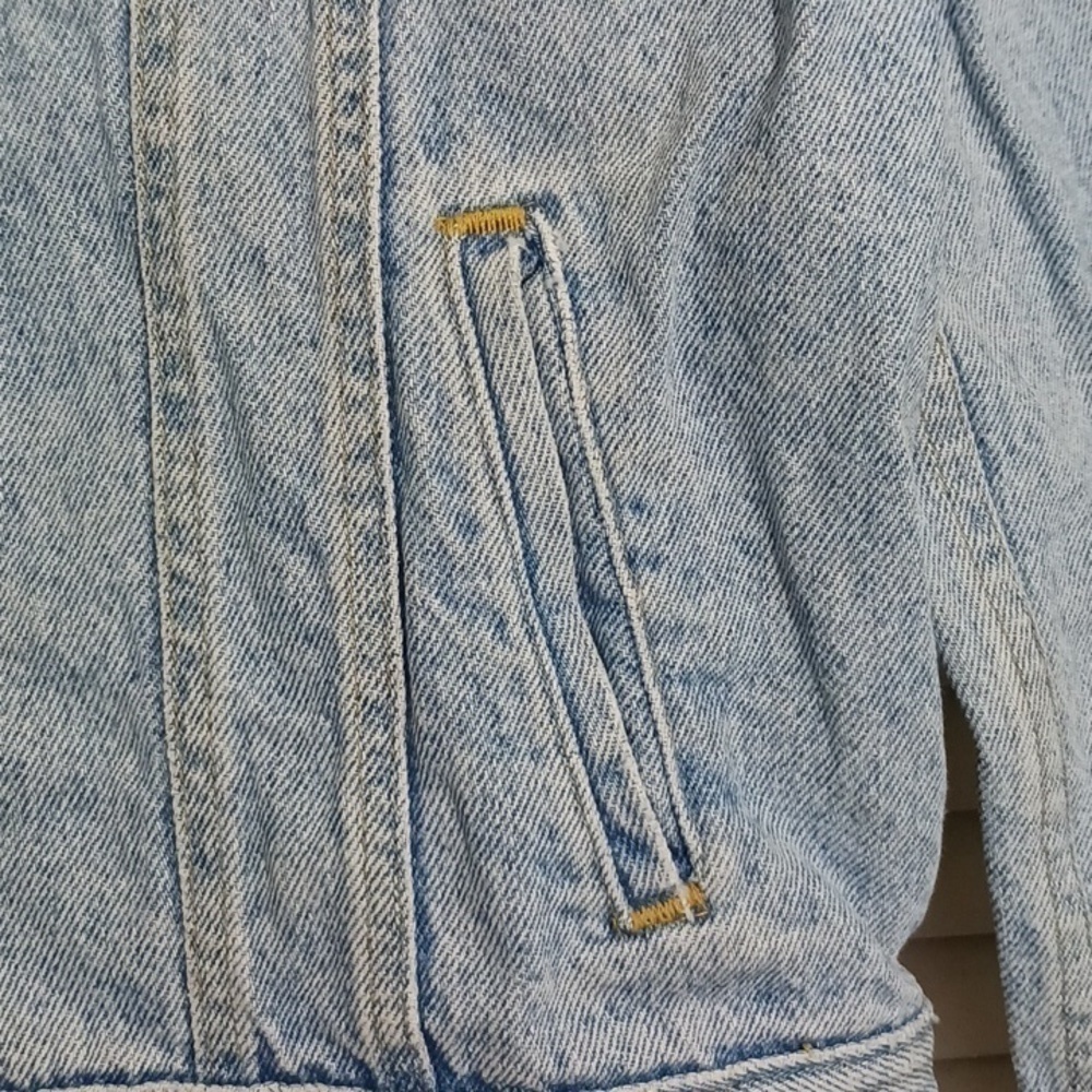 Vintage Lee Hard Rock Cafe Blue Jean Jacket, Size M - Picture 4 of 13